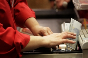 Избитая в Риге за русскую речь женщина прошла освидетельствование побоев