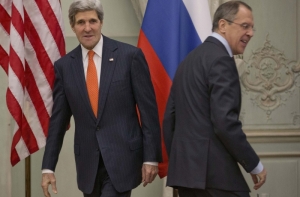 Керри подарил Лаврову две большие картофелины (ФОТО)