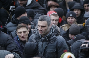 Янукович пообещал Кличко создать комиссию по выходу из кризиса