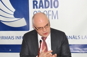 Экс-министр: перевод русских школ на госязык - предвыборная риторика (АУДИО)