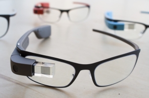 Очки Google Glass обзавелись оправами (ФОТО,ВИДЕО)