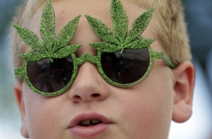 Учительница подсыпала в еду коллегам марихуану