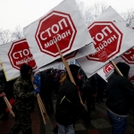 Канада закроет въезд для разгонявших митинги на Украине