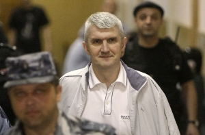 Платон Лебедев намерен улететь в Германию