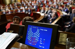 Парламент Каталони проголосовал «за» референдум о независимости