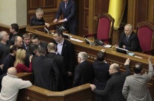 Парламент Украины принял закон об амнистии для участников протестов