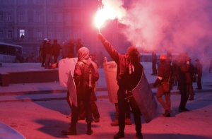 На связи Киев: в городе слышны взрывы и выстрелы (ВИДЕОТРАНСЛЯЦИЯ)