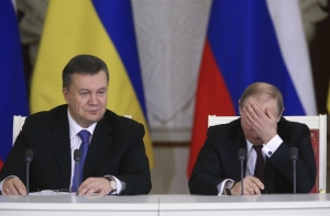 Россия пока не готова выделить Украине второй транш