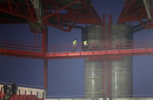 Футбольный стадион в Лиссабоне эвакуировали из-за поврежденной крыши