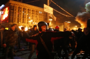 В Киеве штурмуют Майдан: погибли 18 человек (ВИДЕОТРАНСЛЯЦИЯ)