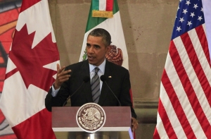 Обама проиграл на спор премьеру Канады два ящика пива