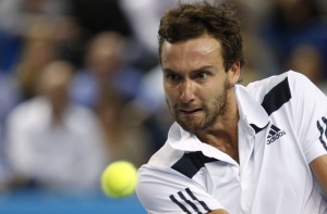 Победную серию Гулбиса прервал лучший теннисист Болгарии