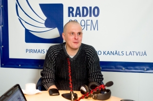 Историк: Цукурс - преступник, но о прошлом не нужно молчать