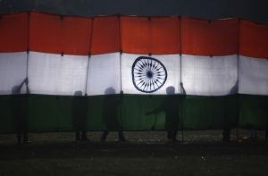 Не менее 10 человек погибли при крушении парома на востоке Индии