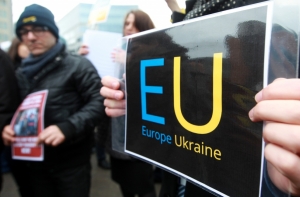 Премьер Польши заявил о готовности Януковича провести досрочные выборы