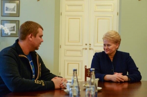 Президент Литвы встретилась с лидером «Автомайдана» и пообещала помочь