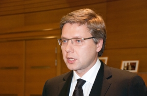 Ушаков: я не дам повысить тариф на проезд в маршрутках