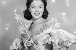 Умерла голливудская звезда Ширли Темпл