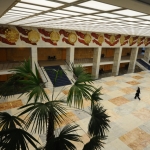 Из-за пожара в московском ТЦ эвакуировали две тысячи человек