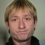 Принадлежащий Плющенко кинотеатр отбирают за долги