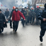 Киев: боевики применили яд против милиции (ВИДЕО)