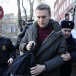 Навального могут заключить под домашний арест