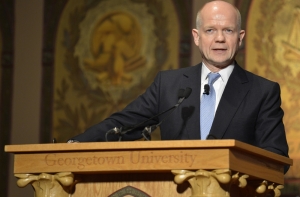 Лондон обвинил Москву в интервенции на Украине