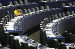 На выборы в Европарламент от Латвии подано 14 списков