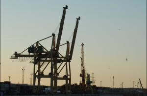 Россия блокирует транзит грузов через Литву