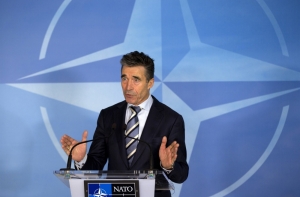 НАТО пересмотрит «весь спектр» сотрудничества с Россией