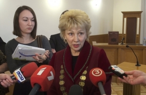 Бранта будет руководить Конституционным судом до 24 апреля