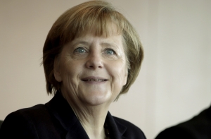 Меркель против экономических санкций в отношении России