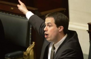 Евродепутат высказался за выход Бельгии из ЕС и НАТО (ВИДЕО)