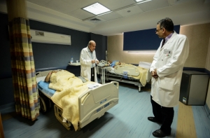 При столкновении автобуса с грузовиком в Египте погибли 16 человек