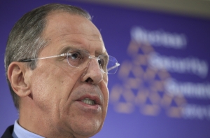 Лавров: Россия не намерена пересекать границы Украины