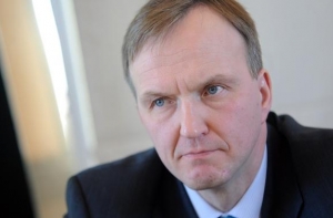 Госсекретарь МИД: НАТО не будет вводить войска в Крым