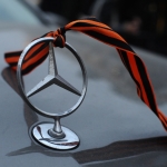 Россиян при въезде в Финляндию заставляют снимать с авто Георгиевские ленточки