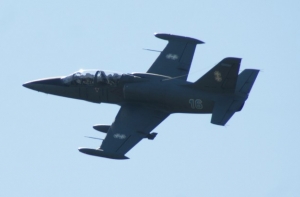 Пентагон разглядел в небе над Украиной российский военный самолет