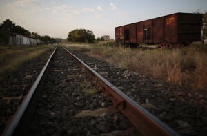 Девушка пыталась снять на видео свою смерть под колесами поезда