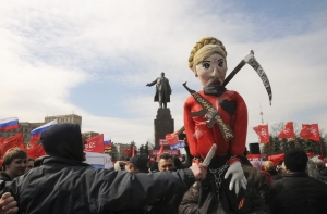 В небо над Харьковом подняли истребители