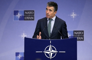 Генсек НАТО призвал Россию отвести войска от украинской границы