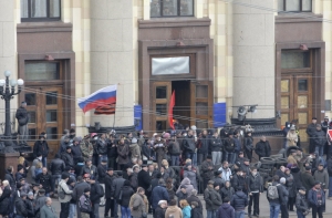 В Харькове началось строительство баррикад