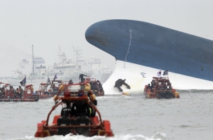 Капитан затонувшего парома извинился перед семьями погибших