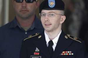 Брэдли Мэннинг официально получил женское имя