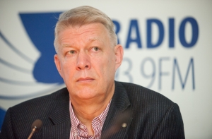 Экс-президент: лучше уж санкции, чем война (АУДИО)