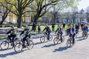 Ушаков: в Риге станет меньше парковочных мест