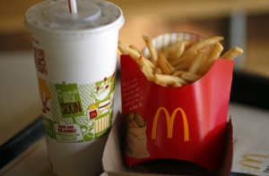 В Крыму закрываются рестораны McDonald`s