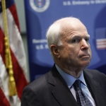 Сенатор США посетит военную базу в Адажи