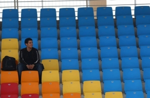 Газета: латвийским футболистам негде играть