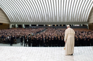 Папа извинился за священников-педофилов